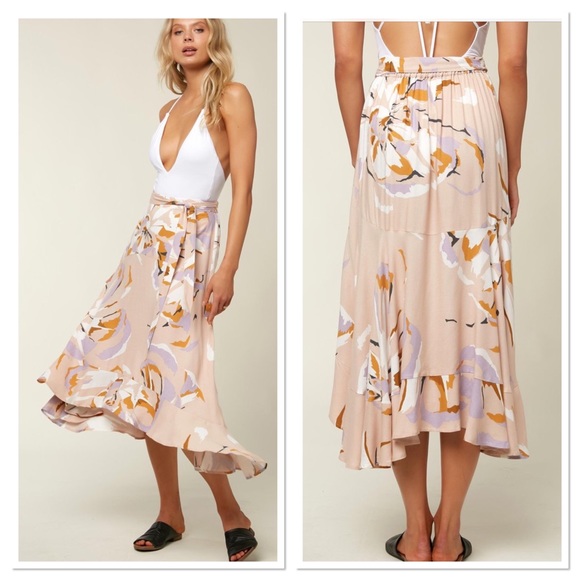 O'Neill Dresses & Skirts - O’Neill Madonna Skirt (F1)